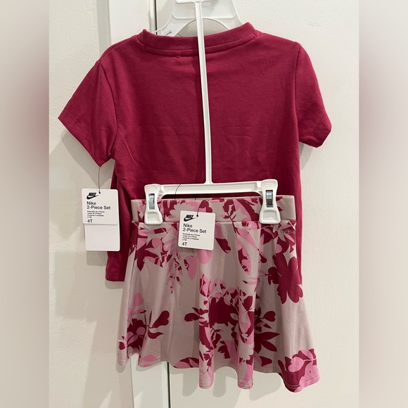 NWT Nike Kids Girls' Club T-Shirt and Skort, 2-Piece Set Floral Design Size 4T - Picture 2 of 10